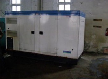 石台康明斯150kw大型柴油二手发电机组